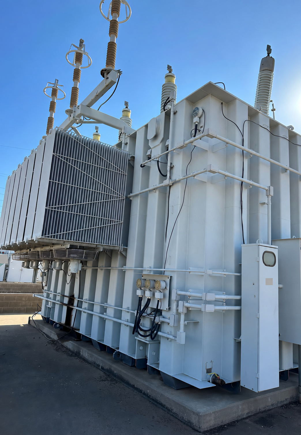 Equipment photo from the supplied ABB 112 MVA-class 230 to 115/69 kV autotransformer package
