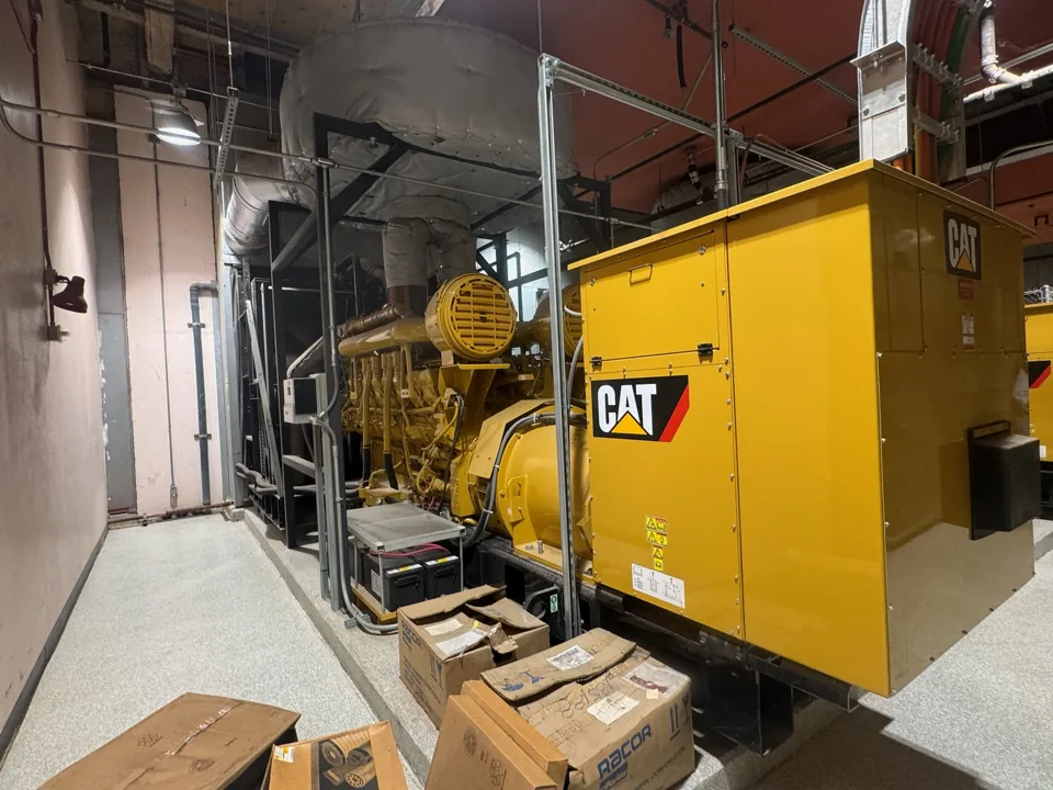 Caterpillar 3516C diesel generator set with alternator and electrical cabinet, offered by J&J